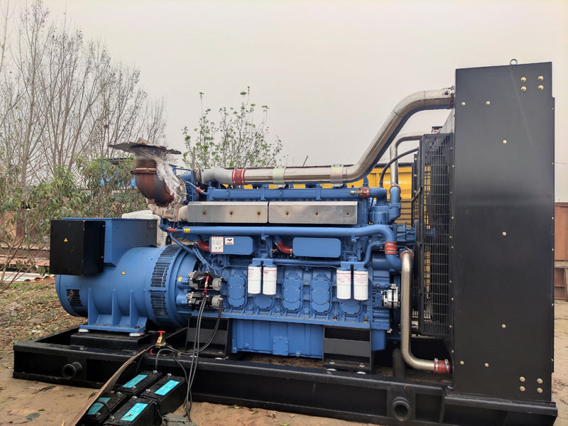 亳州柴油发电机组更换机油时,应遵循哪些步骤?