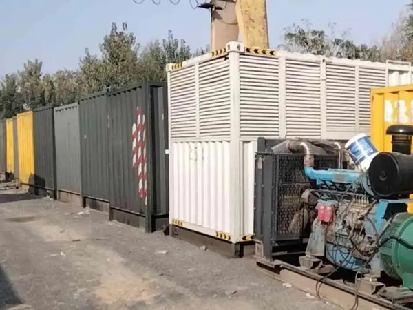 亳州200KW柴油发电机机组每小时油耗是多少？